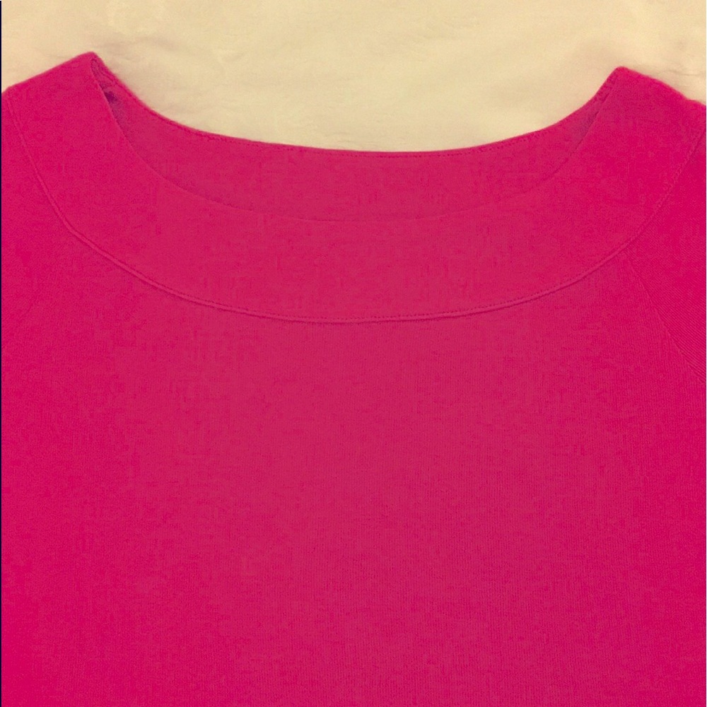 Rafaela Hot Pink CapSleeve Top NEW - Picture 3 of 5